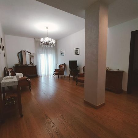 Bari 68 - Comfort Moderno & Fascino Antico Esterno foto