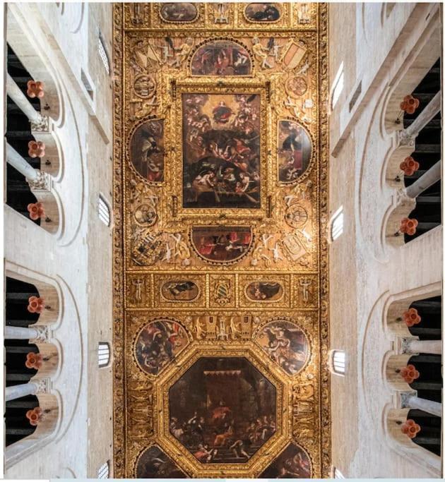 Bari 68 - Comfort Moderno & Fascino Antico Esterno foto